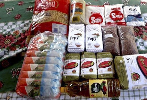 El colmo de Friedmann. No solo se enriquece a costa del hambre de los chicos, sino que los alimenta con insumos de mala calidad - ADN Paraguayo