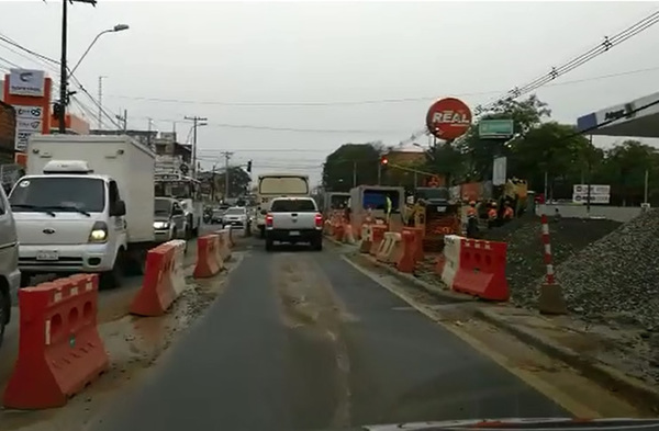 Informe Metrobús: Contratación de varias consultoras y posible perjuicio económico al Estado - Megacadena — Últimas Noticias de Paraguay