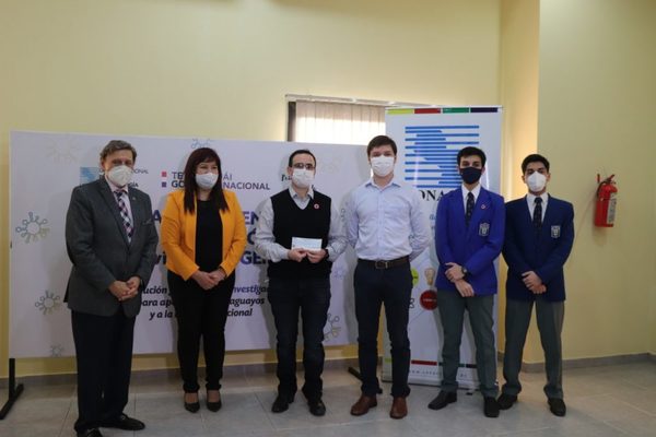 Elaboran tapabocas impermeable con aceite de soja