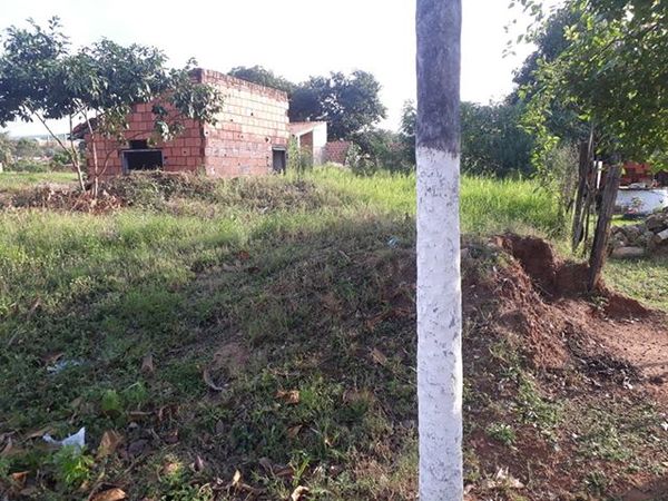 Barrio Santa María: Casa abandonada y sucia es un peligro » San Lorenzo PY