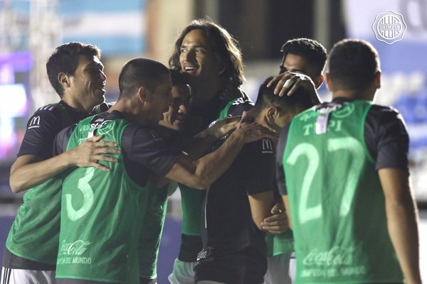 Todas negativas las nuevas pruebas en Olimpia y jugará ante Guaraní