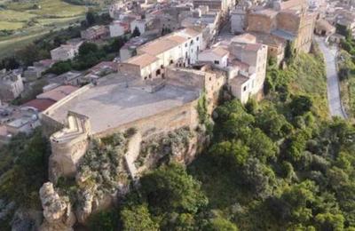'Zona con hermosos paisajes': Sicilia pone a la venta casas a dos euros - C9N