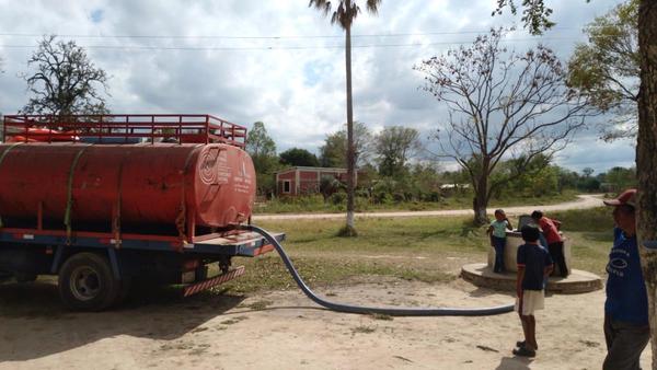 Distribuyen más de 10 millones de litros de agua en el Chaco