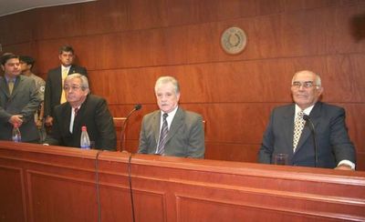 Exministros de la Corte con medidas alternativas a la prisión - Megacadena — Últimas Noticias de Paraguay