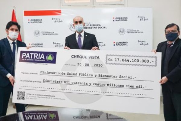 Empresa del grupo del Banco Continental realizó entrega del total de la garantía a Salud Pública