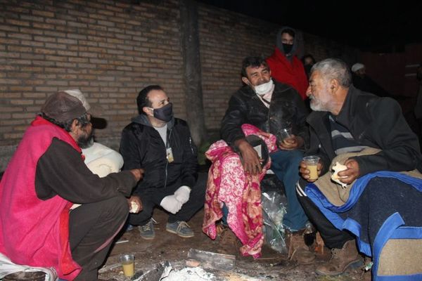 Operativo inverno para brindar comida y abrigo a personas en situación de calle - ABC en el Este - ABC Color