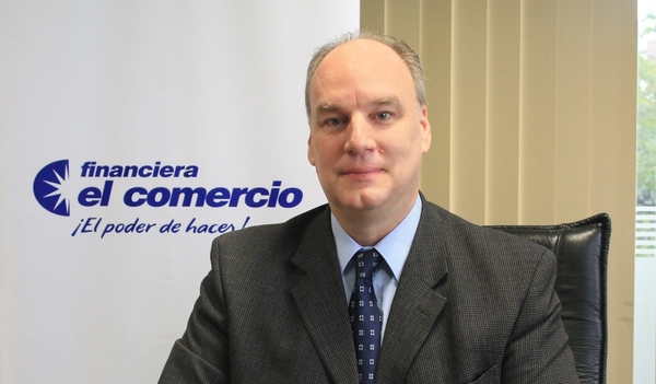 Financiera El Comercio: aplauso fijo
