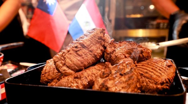 Carne paraguaya llega a las góndolas de la prestigiosa cadena Carrefour en Taiwán - Digital Misiones