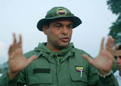 Exjefe paramilitar colombiano Salvatore Mancuso, en lista roja de Interpol