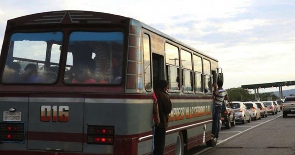 Proponen suspender ida de buses al interior