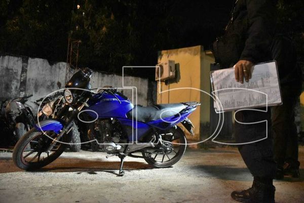 Incautan evidencias tras asalto de autoservicio en Barcequillo - Nacionales - ABC Color