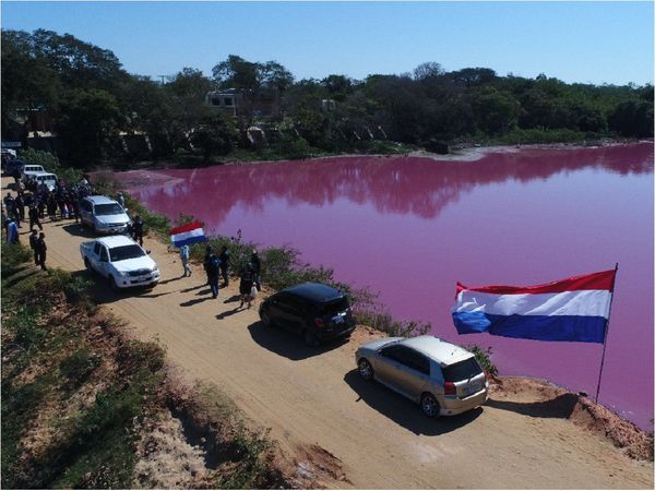 Pobladores se manifiestan contra impune daño ambiental a Laguna Cerro de Limpio