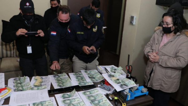 Por supuesta extorsión detienen a titular del Colegio de Abogados de Luque