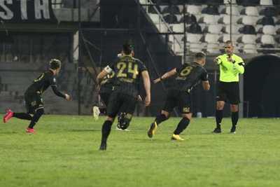 Análisis del gol de Guaraní con VAR