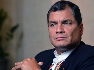 Designan a Rafael Correa como candidato a vicepresidente de Ecuador