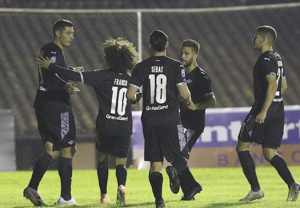 Sin brillar, el Guma hizo su trabajo | Crónica