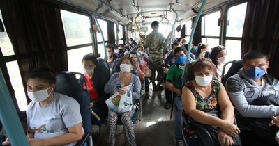 La población agotada pide acciones, mientras segunda ola del coronavirus ataca a jóvenes
