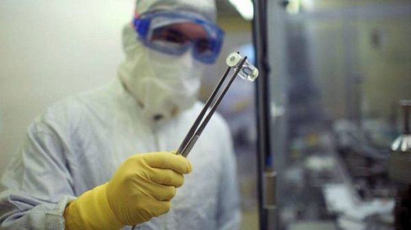 Italia empieza este lunes a probar su vacuna en 90 voluntarios