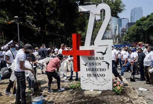 El papa recuerda el décimo aniversario de la masacre de 72 migrantes en México