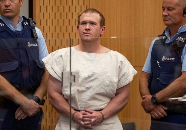 El autor del tiroteo en mezquitas de Nueva Zelanda llega a Christchurch para ser sentenciado