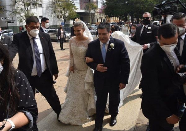 Fiscalía investigará boda de Sol Cartes | Noticias Paraguay
