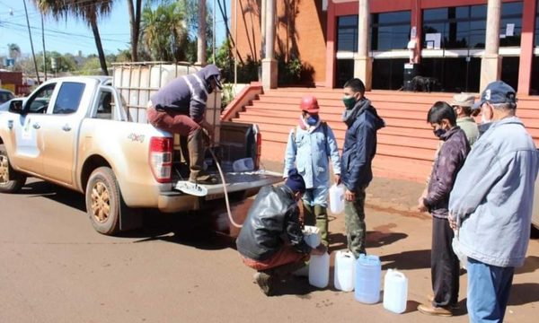 Distribuyen 25.000 litros de desinfectantes en Hernandarias