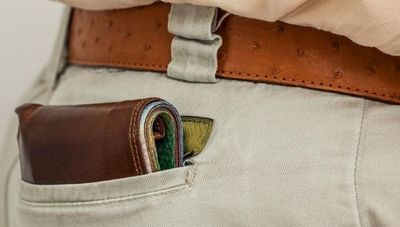 Casi 90% de los consumidores prefieren comprar en efectivo (y lo seguirán haciendo por esto)