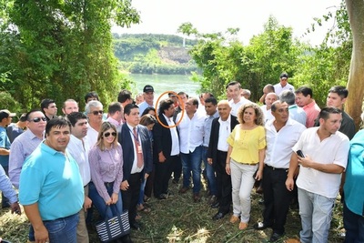 KELEMBU convertido en HURRERO COLORADO anuncia que su movimiento será un PARTIDO POLITICO