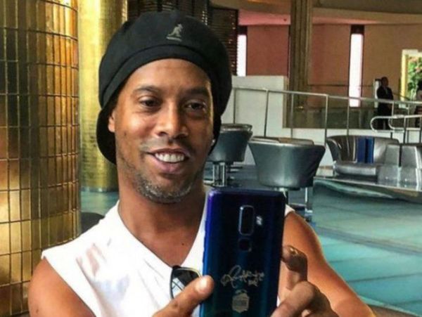 Ronaldinho sabrá hoy si concluye su calvario judicial en el Paraguay
