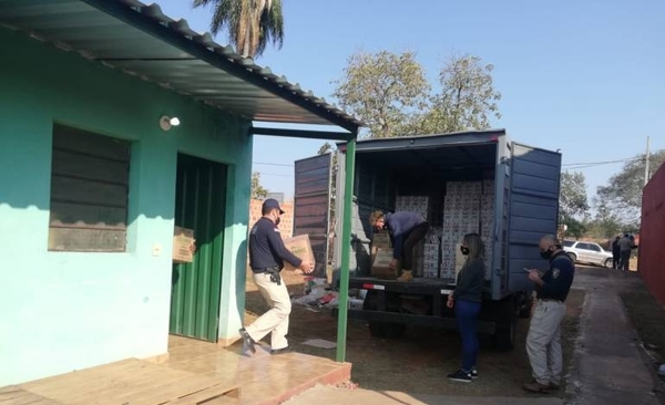 HOY / Fiscalía allana depósito clandestino en Limpio por supuesto contrabando de mercaderías
