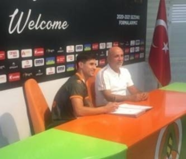 HOY / Adam Bareiro seguirá su carrera en el fútbol turco