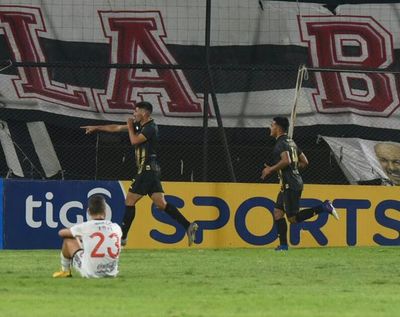La dura crítica de Balotta a los jugadores: “Es evidente que se ven problemas físicos y alguna falta de cuidado personal” - Olimpia - ABC Color
