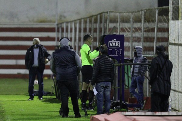'Veo posición antinatural del brazo': Así fue la revisión del penal en River-Libertad