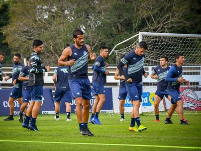 Salustiano quiere levantar a Guaireña frente al líder
