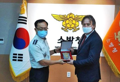 En el 2021, Corea donará seis ambulancias y dos autobombas a nuestro país - ADN Paraguayo