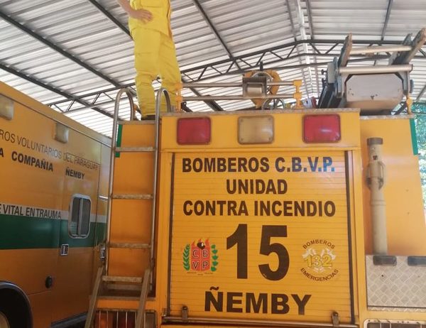 ¡Joven con cáncer juró como Bombero Voluntario!