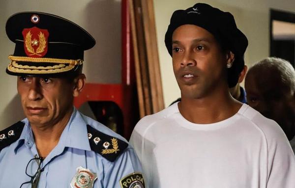 Suspenden de forma condicional el proceso contra Ronaldinho