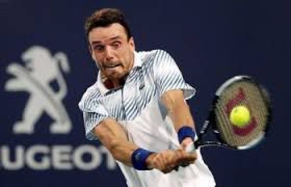 Bautista Agut vence a Gasquet y se cita con Khachanov - Tenis - ABC Color