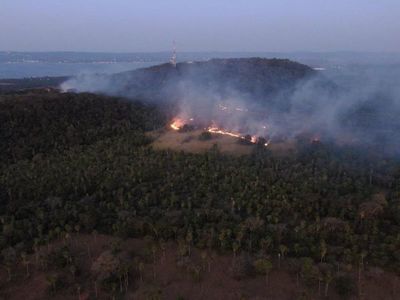 Controlan incendio en el cerro Patiño
