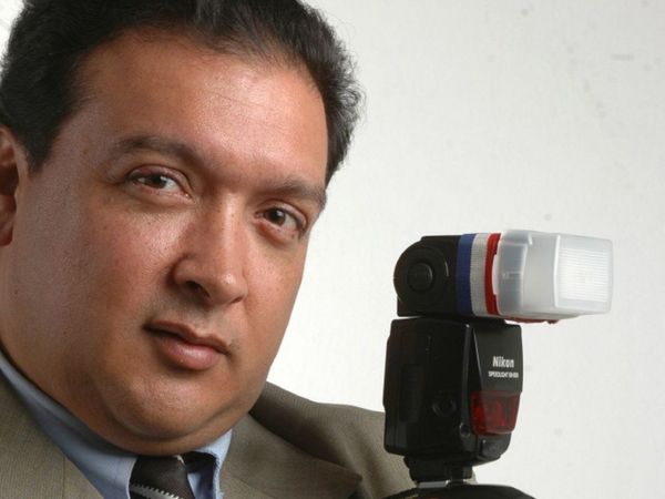 Luis Enriquez y una muestra para celebrar sus 25 años contando historias tras la lente
