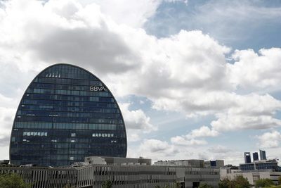 El Covid y las divisas reducen en 1.800 millones el valor de BBVA México - MarketData
