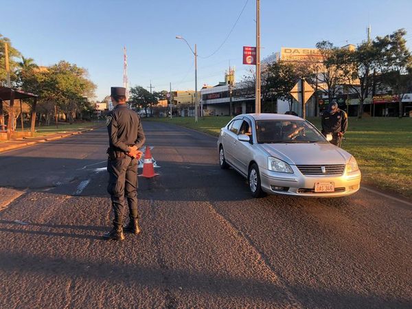 Médicos piden que autoridades controlen medidas sanitarias “sin desigualdad”  - Nacionales - ABC Color