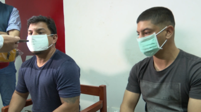 Tras riña sin sentido, policía y militar habrían baleado a vecinos