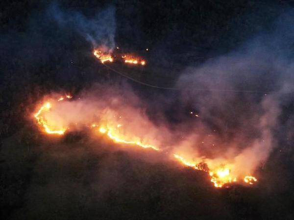 Incendio en el Cerro Patiño •