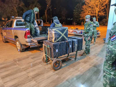 Incautan mercaderías varias a orillas del río Paraná