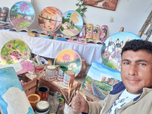 ¡Oita paraguayito! Convierte antenas viejas y tejas en obras de arte - Megacadena — Últimas Noticias de Paraguay
