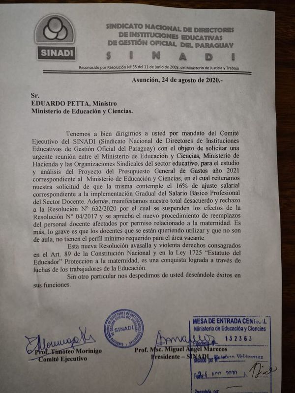 Sinadi propone al MEC reunión urgente para tratar ajuste del 16% en salario de docentes - Nacionales - ABC Color