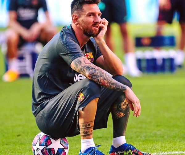 Messi comunica que quiere dejar Barcelona