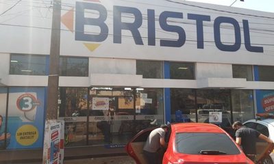Motochorros atracan Bristol en Minga Guazú