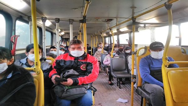 Ciudadanía desesperada ante escasez de buses